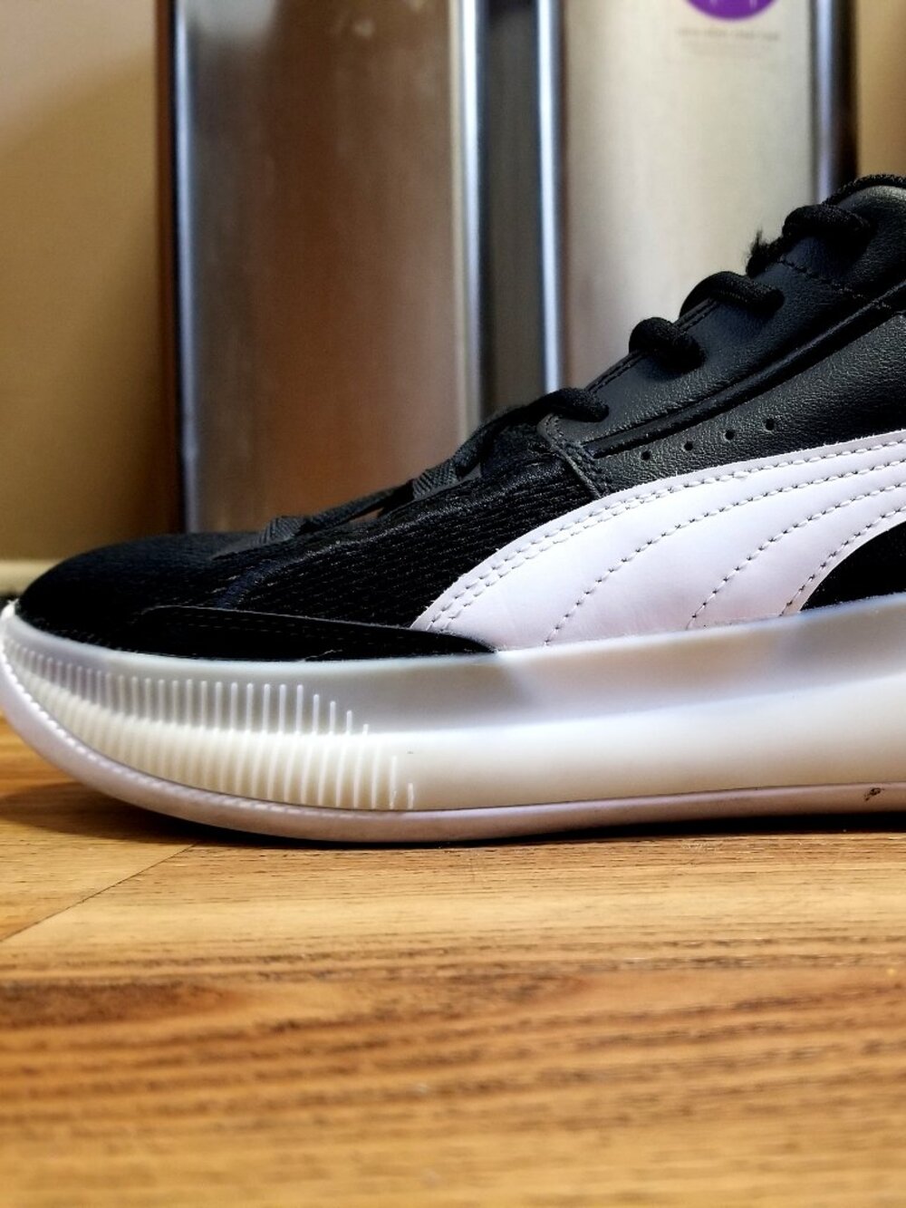 LOW PRICE !! PUMA HARDWOOD CLYDE MENS 11.5 SUEDE SAMBA RS-X BASKETBALL MELO
